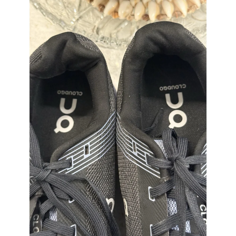 Men On Cloudgo Running Shoes Black/Purple Size 11.5